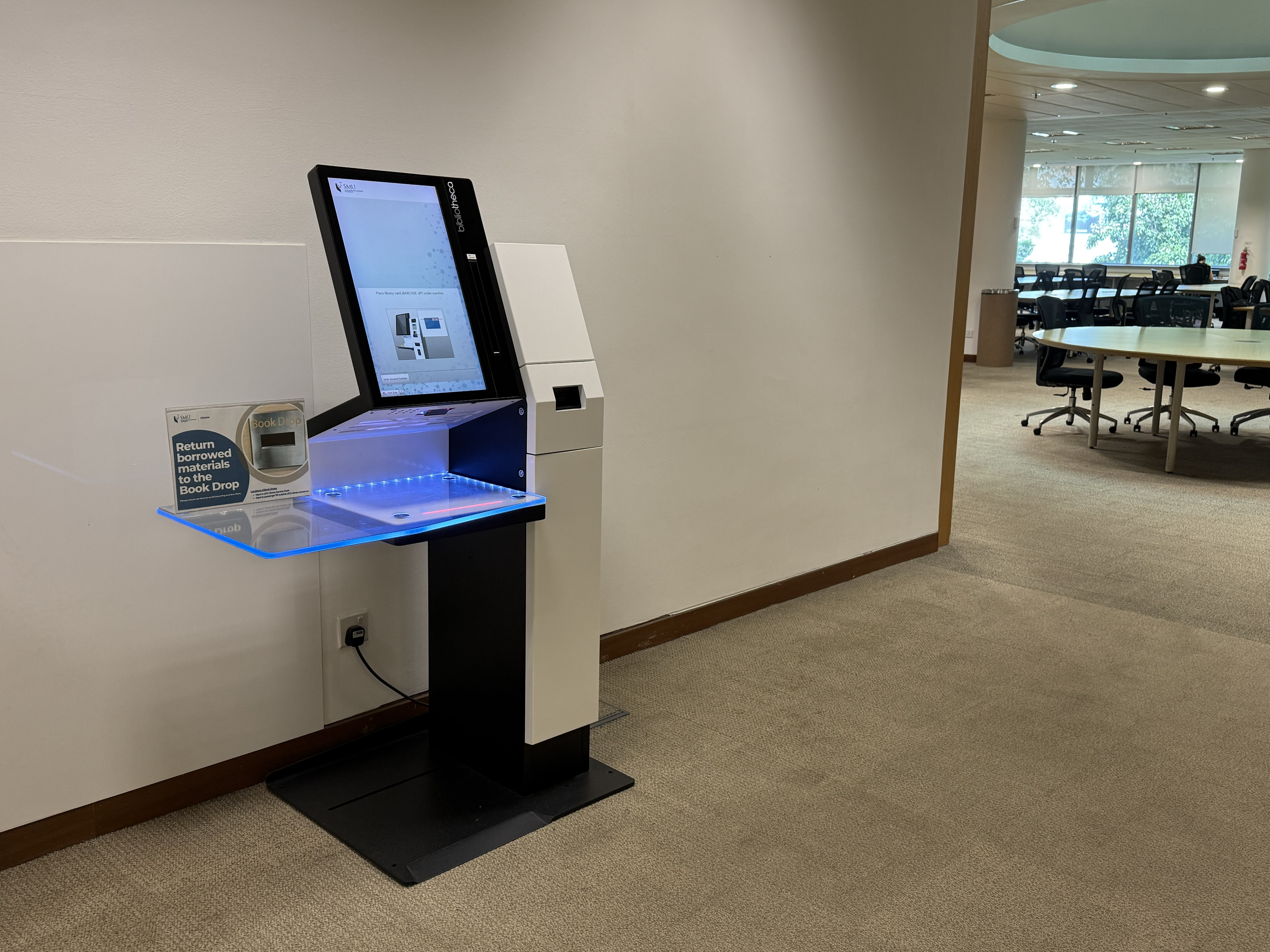 Borrowing station at Li Ka Shing Library Level 3