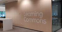 Long shot of the entrance of the Learning Commons in Li Ka Shing Library