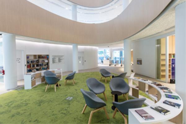 Kwa Geok Choo Law Library Level 3 The space also houses Faculty publications and new books